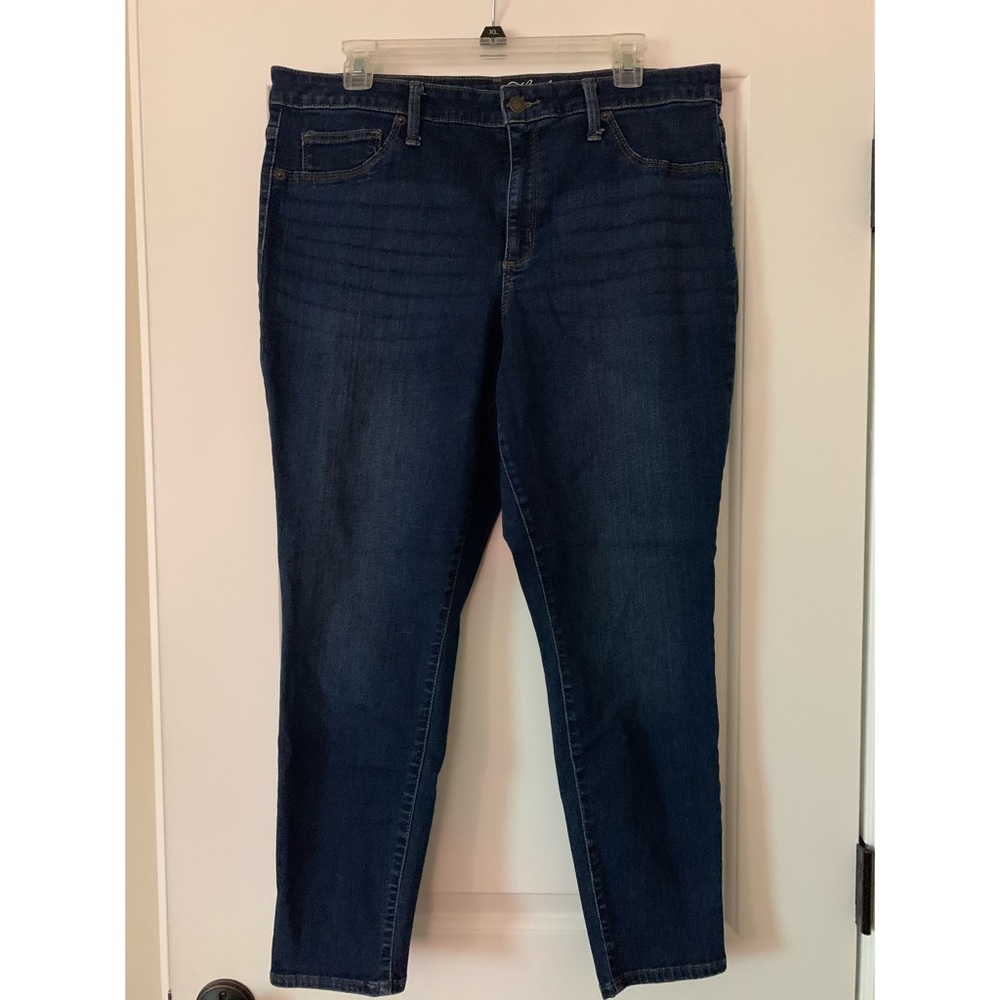 Universal Thread High Rise Jegging